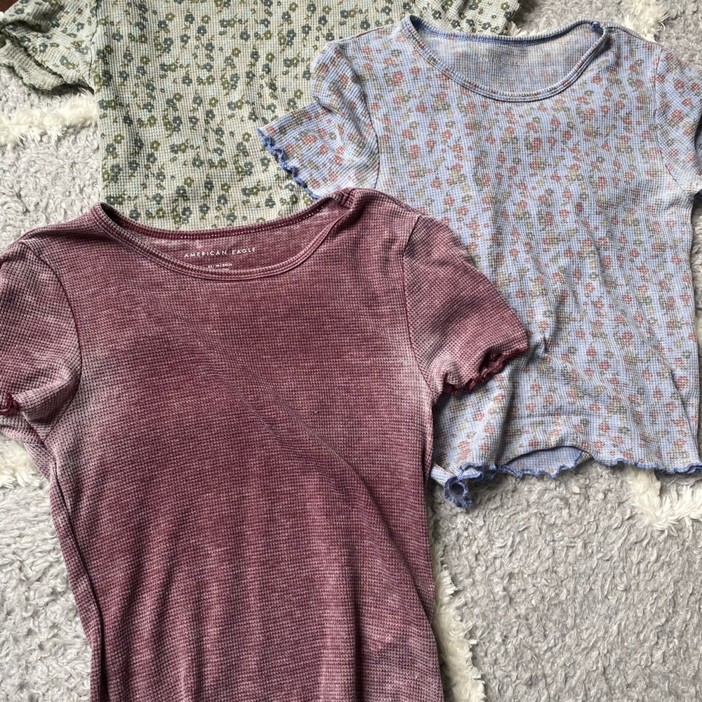 3 American Eagle Cropped Tops